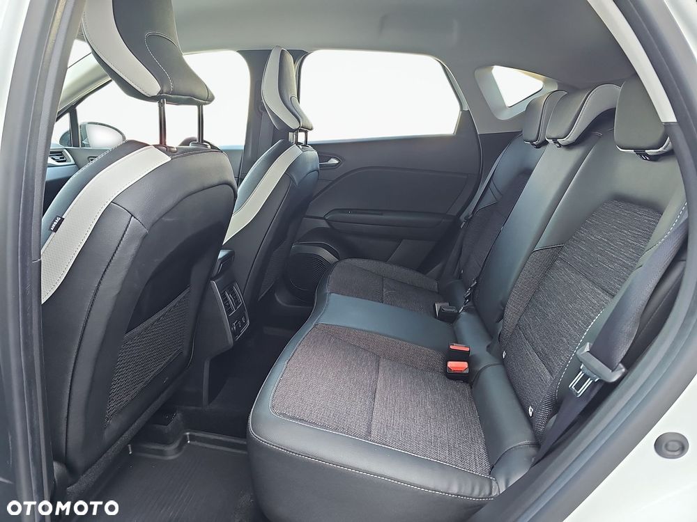 Renault Captur - 25