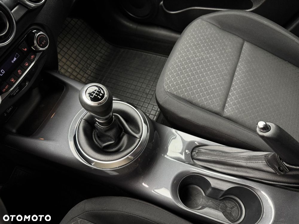 Nissan Juke 1.0 DIG-T Acenta - 31