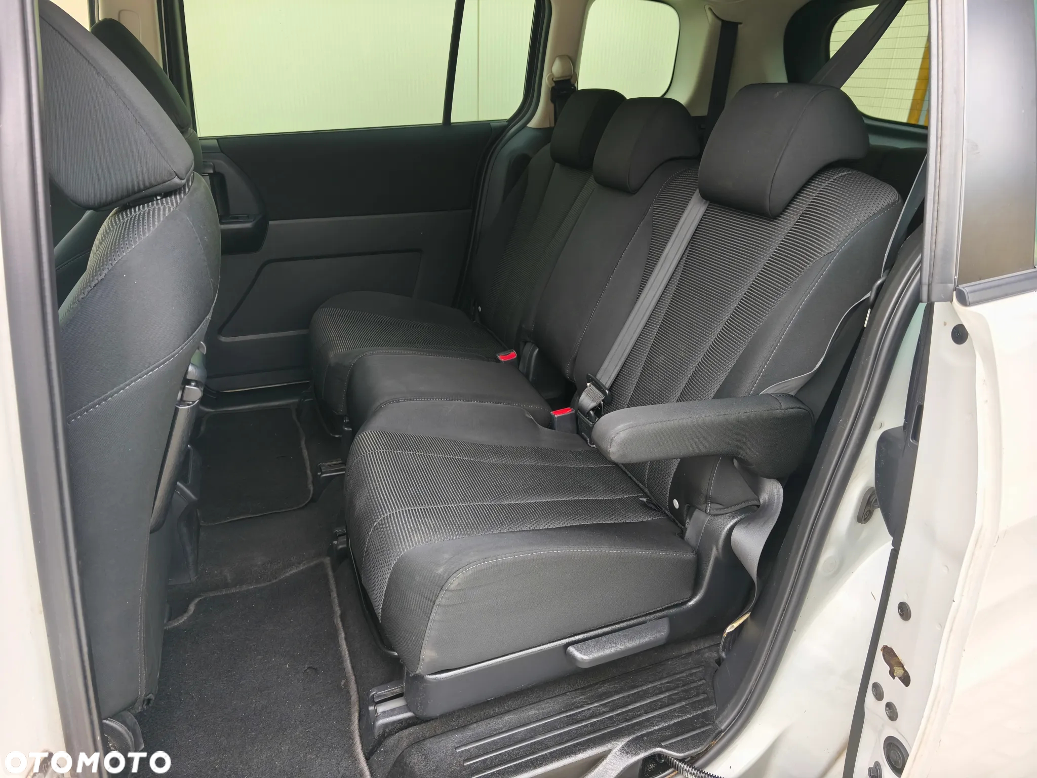 Mazda 5 2.0 MZR-DISI i-stop Sports-Line - 23