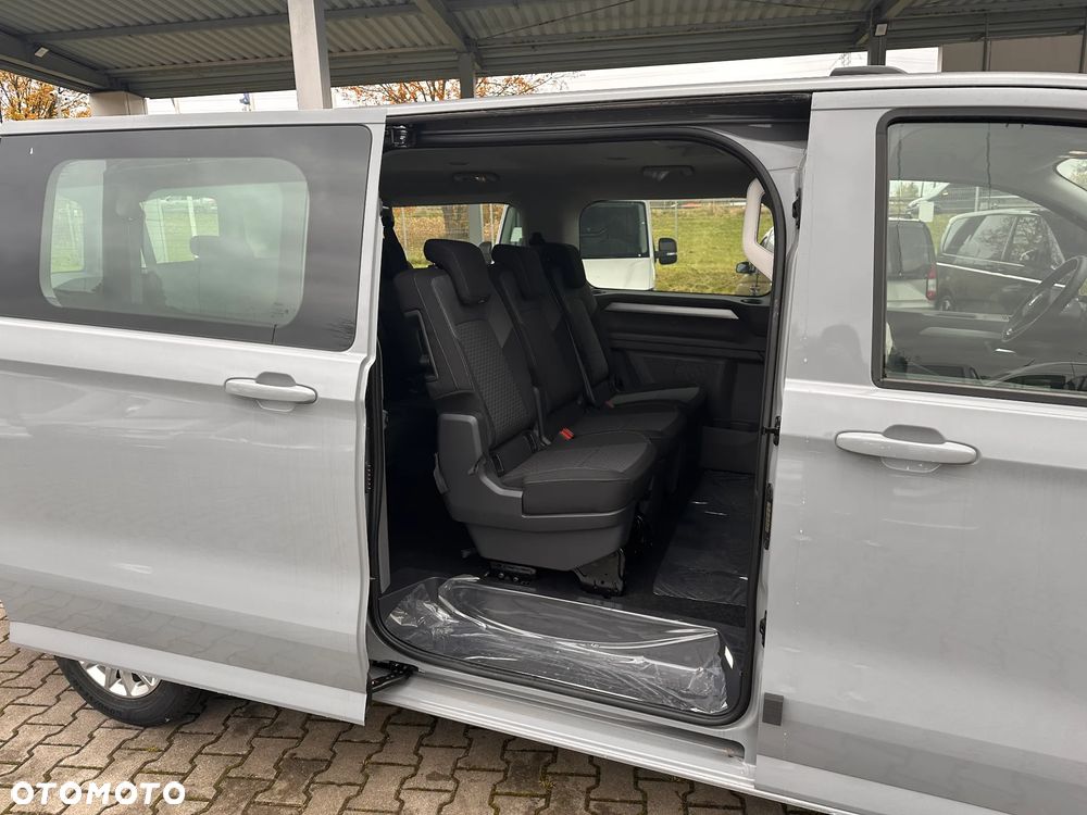 Volkswagen Caravelle 2.0 TDI L2 Life - 10