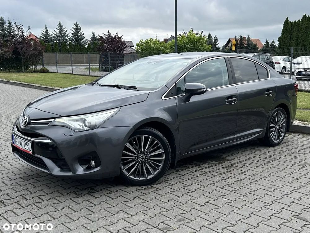 Toyota Avensis 1.8 Comfort - 13