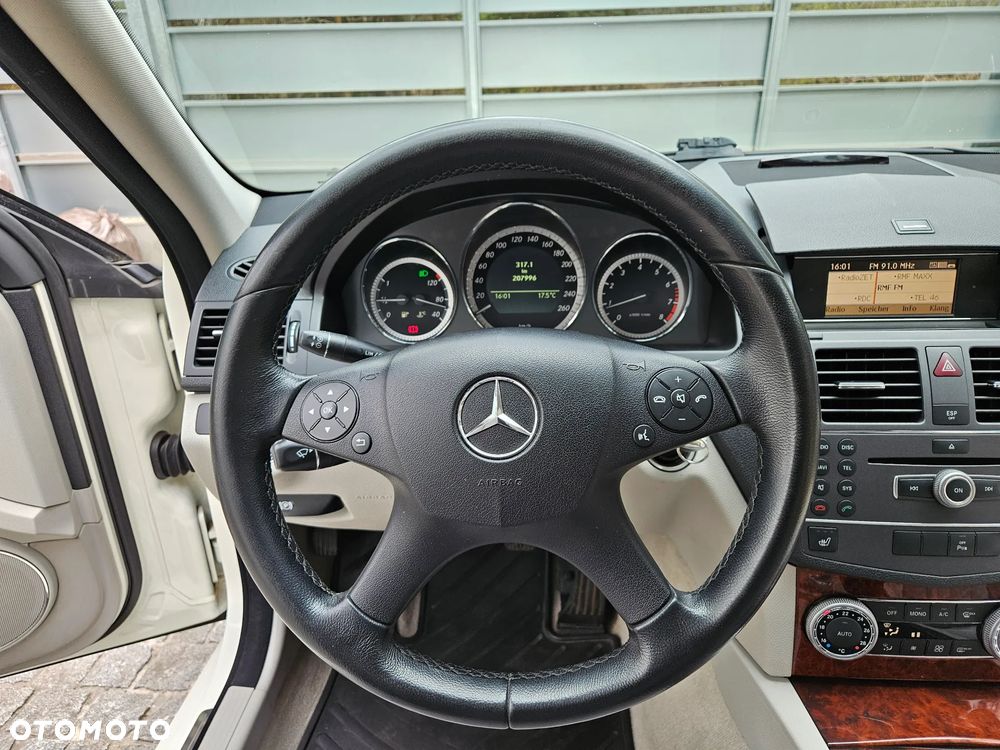 Mercedes-Benz Klasa C 200 Kompressor Elegance - 21