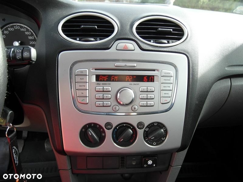 Ford Focus 1.6 Silver X - 23