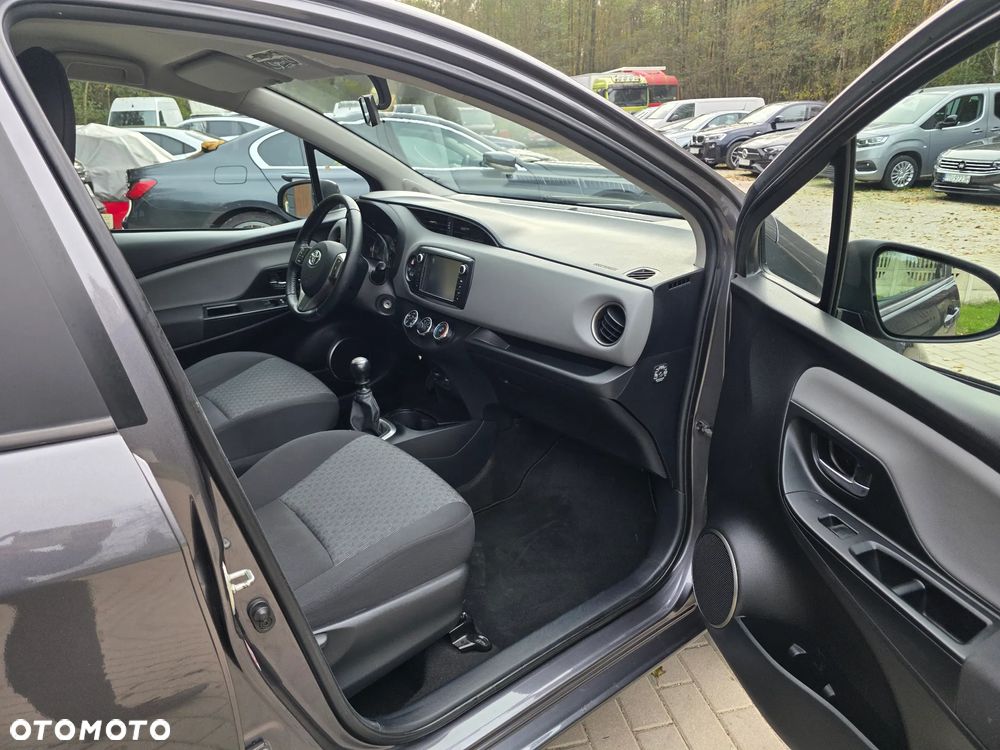 Toyota Yaris 1.33 Premium EU6 - 15