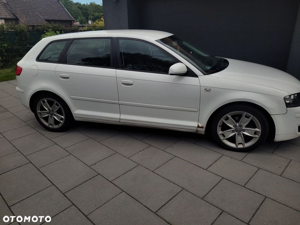 Audi A3 Sportback - 5