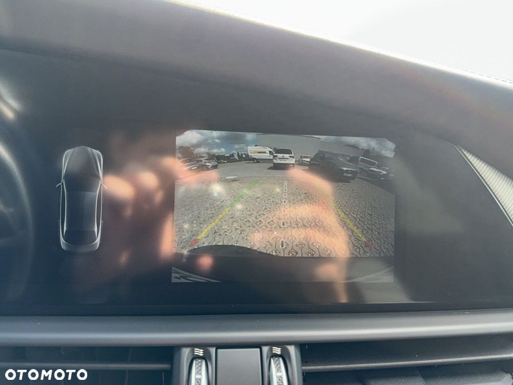 Alfa Romeo Giulia 2.0 Turbo Veloce Q4 - 23