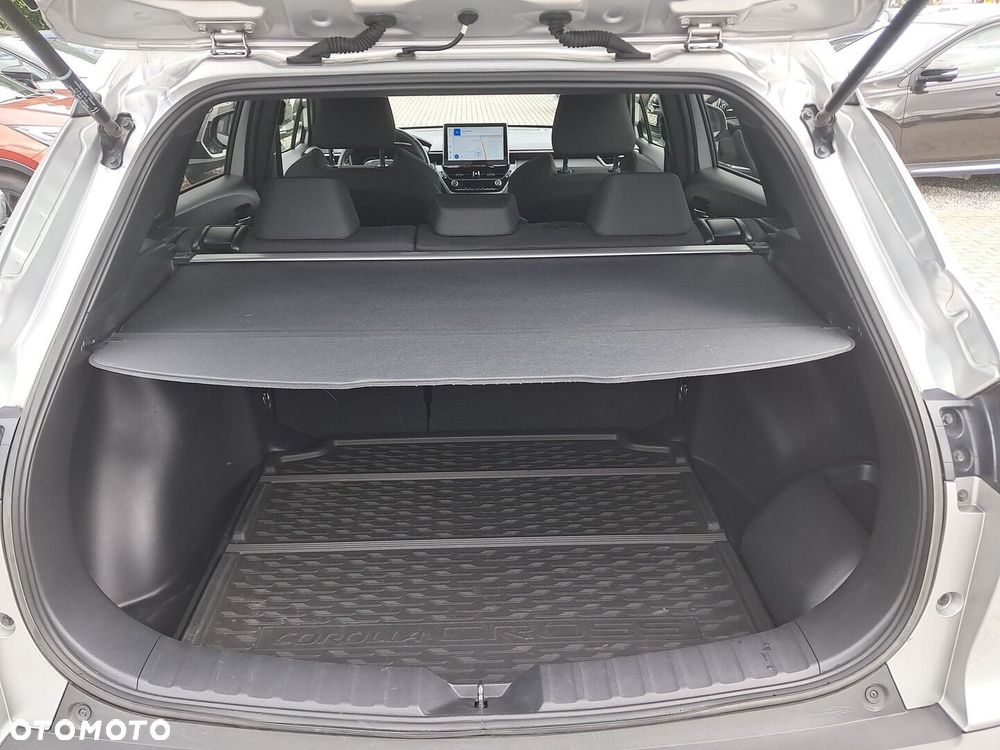 Toyota Corolla Cross 2.0 Hybrid Style - 16