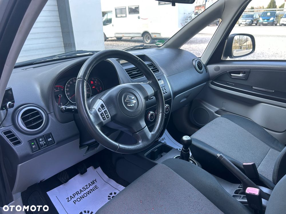 Suzuki SX4 1.6 VVT 4x4 Comfort - 8