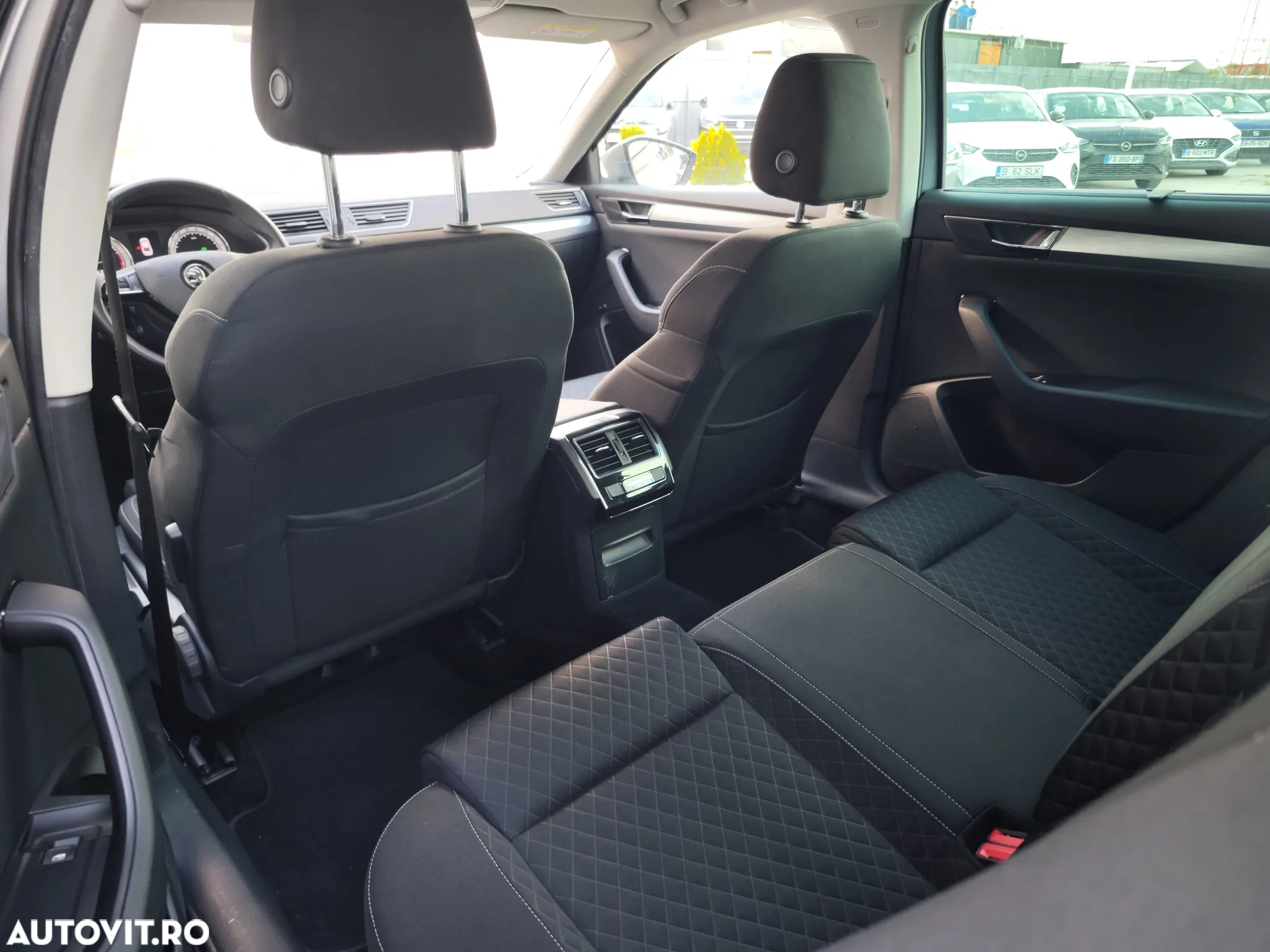 Skoda Superb 1.5 TSI ACT DSG Ambition - 12