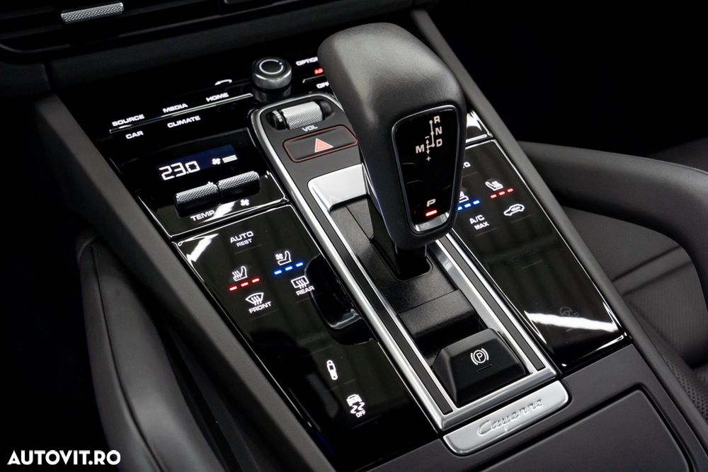 Porsche Cayenne Coupe S Tiptronic S Platinum Edition - 35