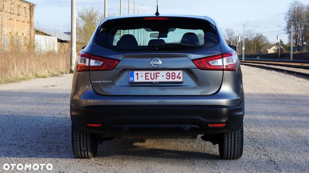 Nissan Qashqai 1.2 DIG-T N-Vision - 7