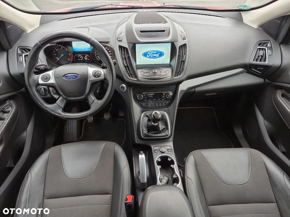 Ford Kuga 2.0 TDCi 4x4 Titanium - 17