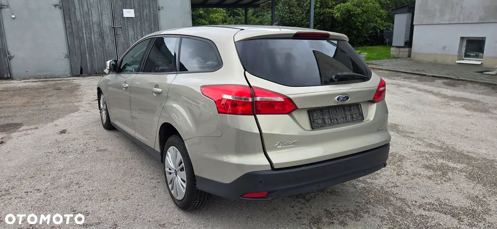 FORD FOCUS MK3 AF kombi błotnik lewy tył - 2
