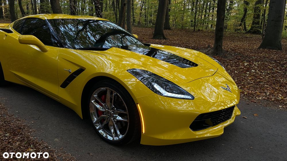 Chevrolet Corvette - 10