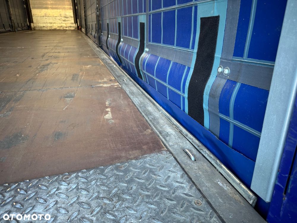 Schmitz Cargobull FIRANKA VARIOS MAŁO UŻYWANA - 11