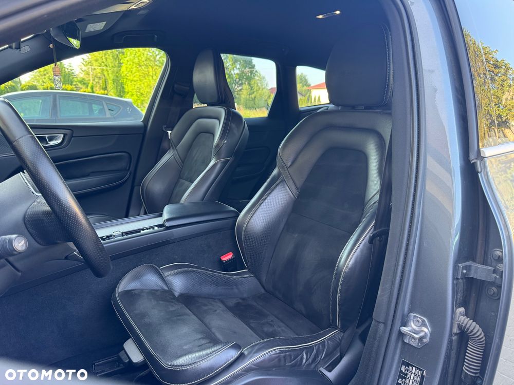 Volvo XC 60 D3 R-Design - 24