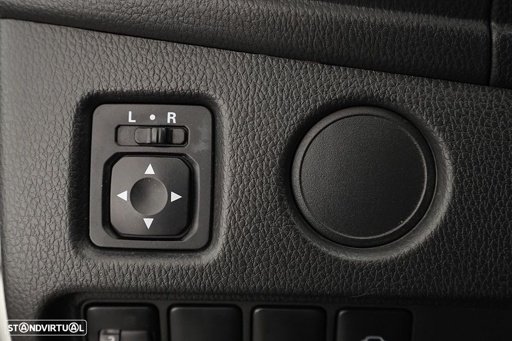 Mitsubishi L200 2.3 DI-D CD Invite 4WD - 19