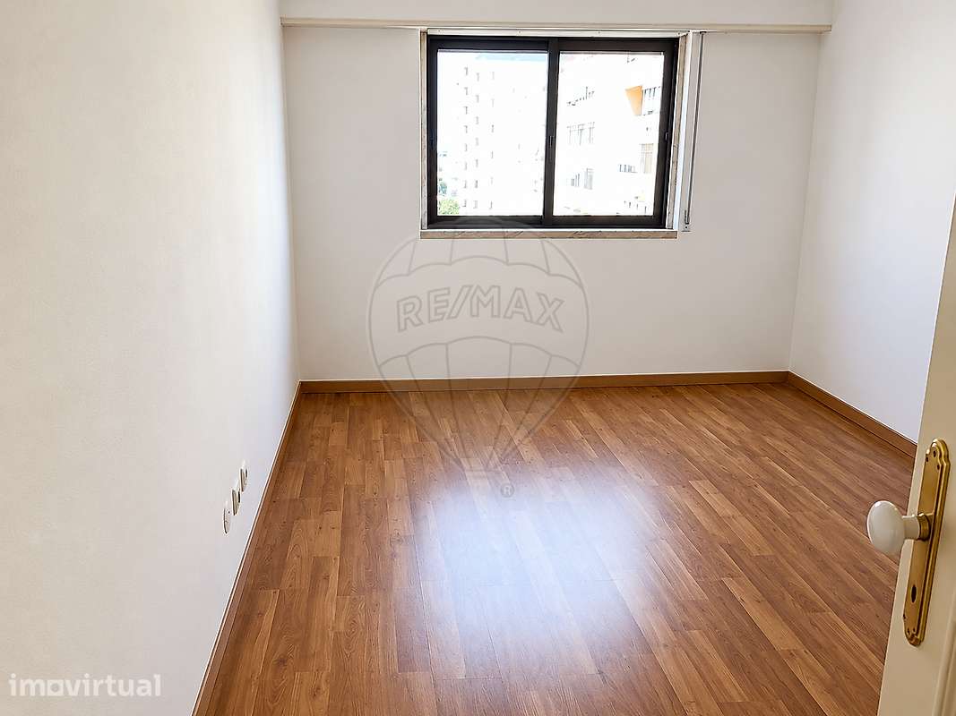Apartamento T3 para arrendamento - Grande imagem: 4/12