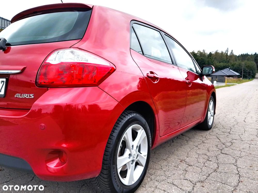Toyota Auris - 12
