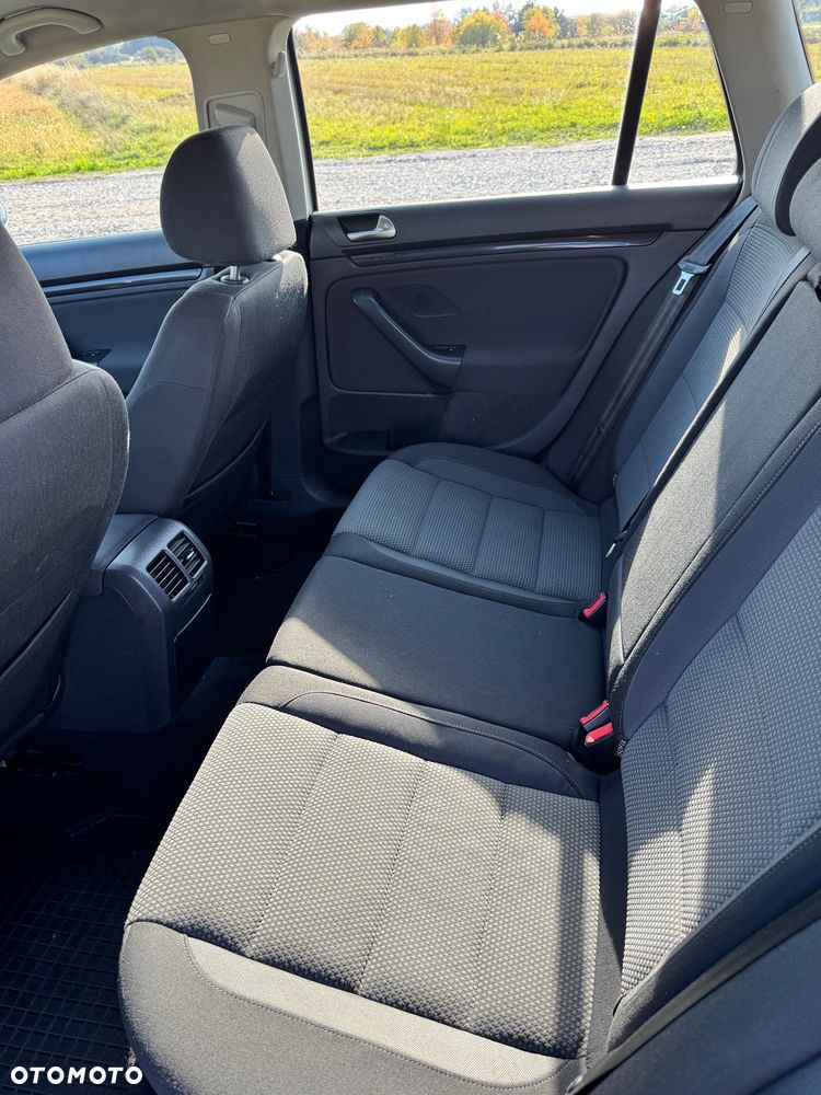 Volkswagen Golf 1.6 TDI BMT Comfortline - 17