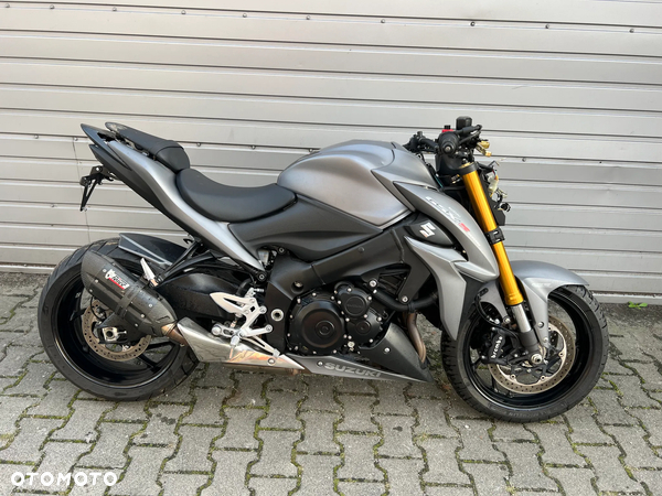 Suzuki GSX