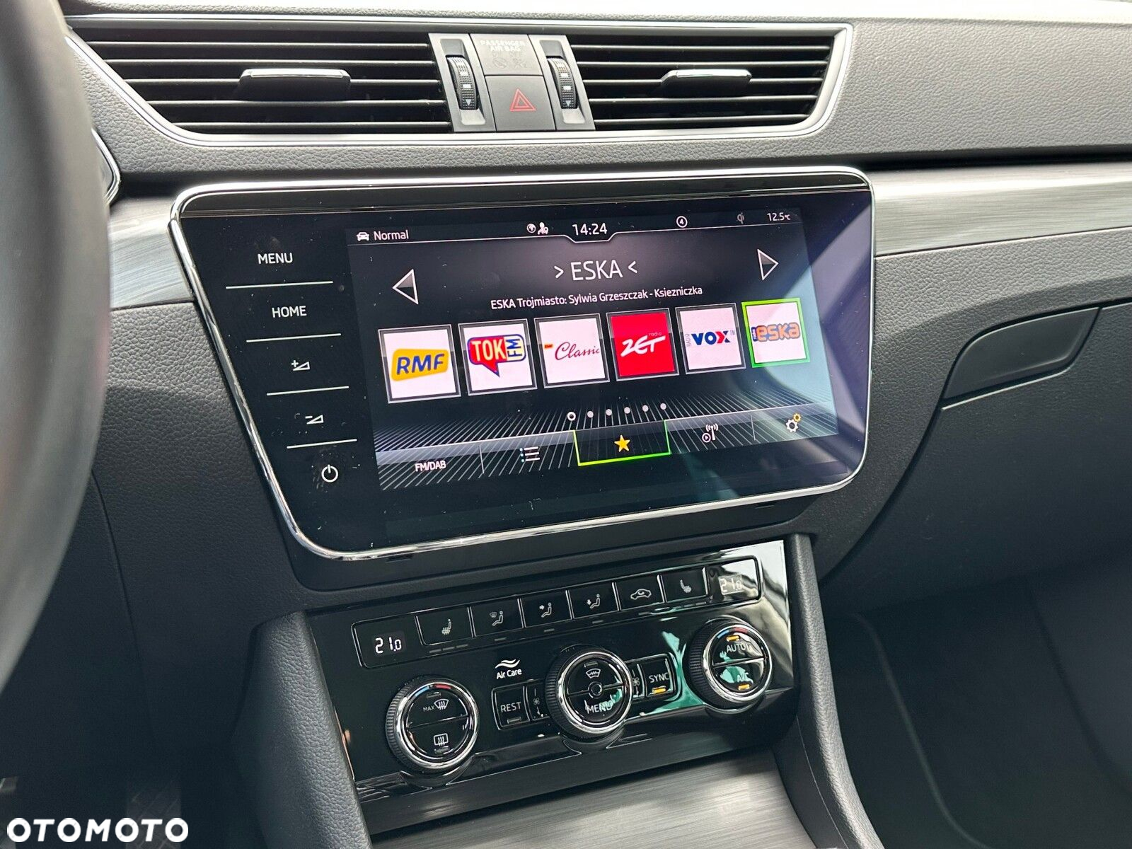 Skoda Superb 2.0 TDI SCR Style DSG - 25
