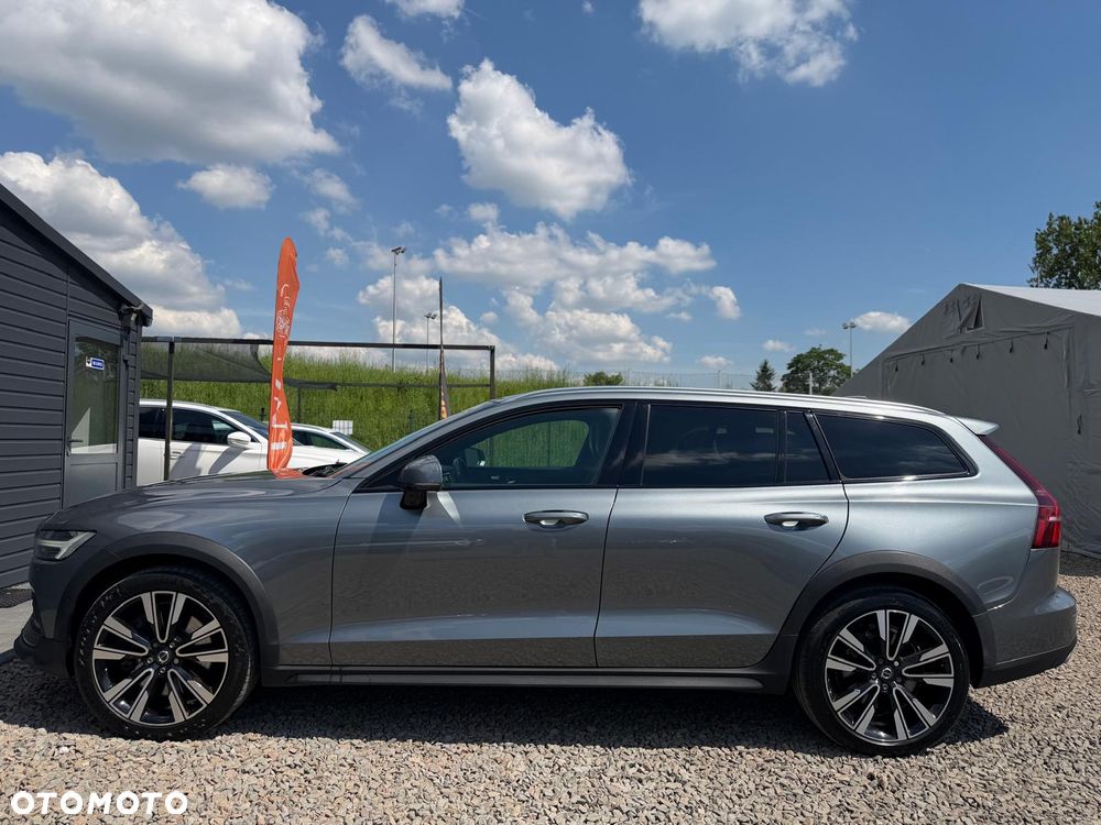 Volvo V60 Cross Country D4 AWD Geartronic Pro - 9