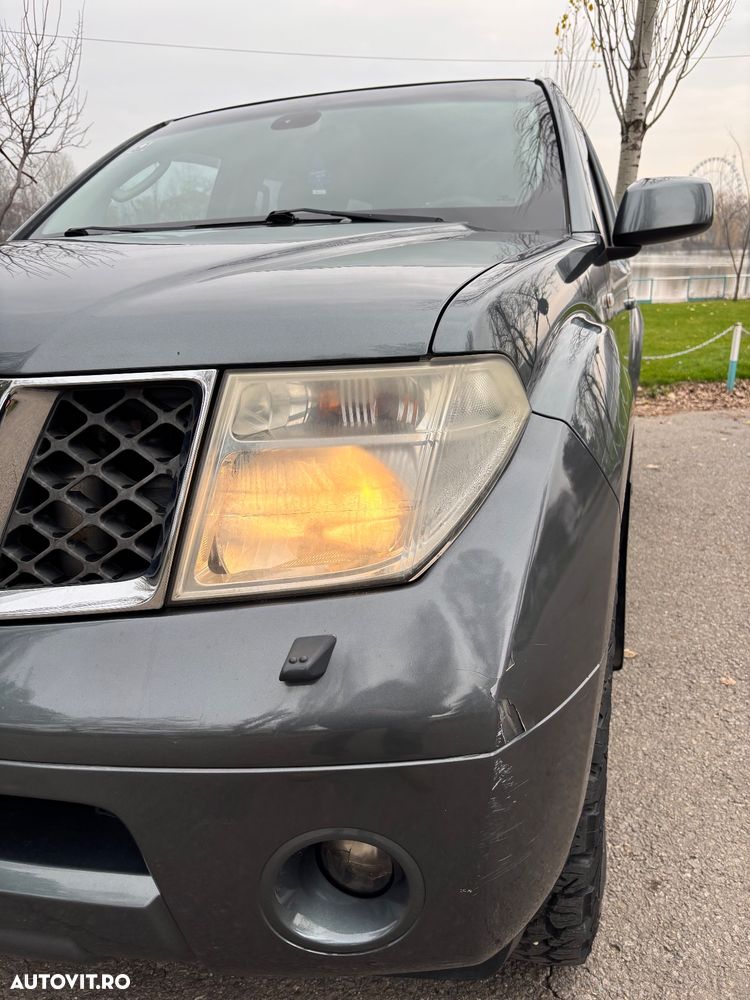 Nissan Pathfinder 2.5 dCi Comfort - 17