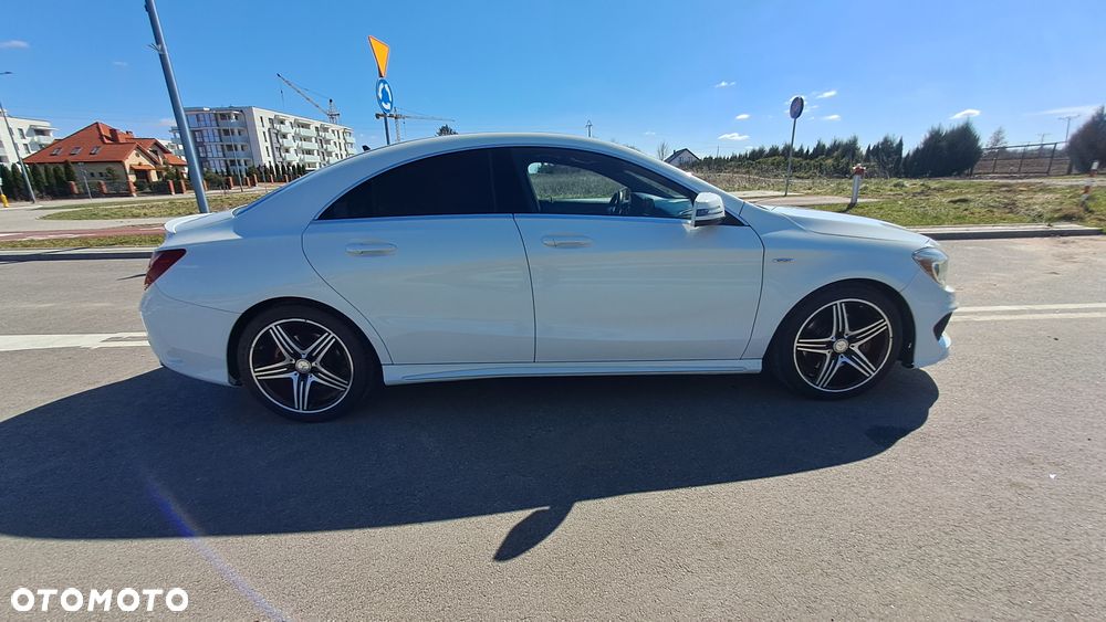 Mercedes-Benz CLA - 9