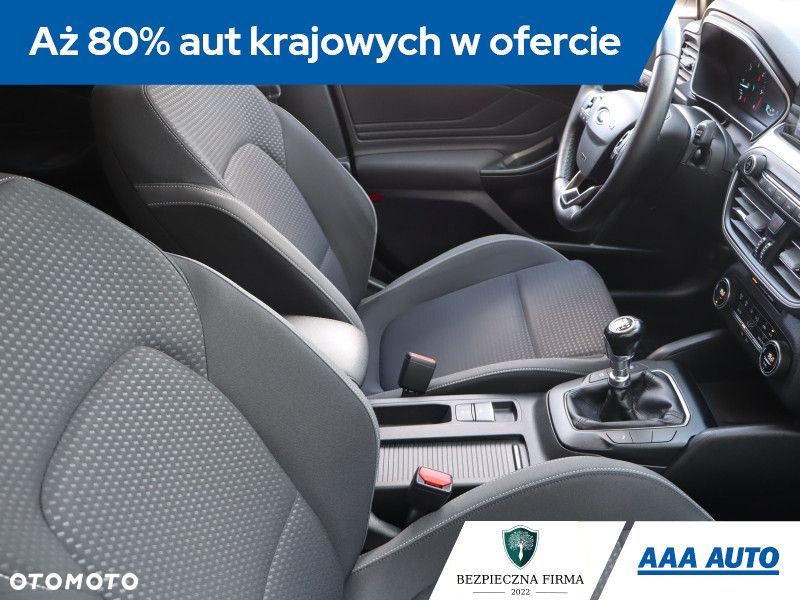 Ford Focus SW - 11
