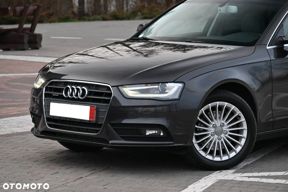 Audi A4 Avant 2.0 TFSI quattro S tronic S line Sportpaket - 5