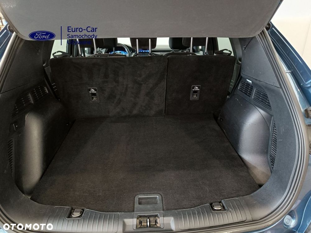 Ford Kuga 2.5 Duratec FHEV 4x4 ST-LINE - 8