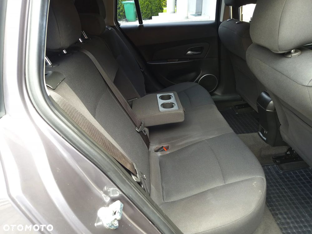 Chevrolet Cruze 1.4 T LT+ - 30