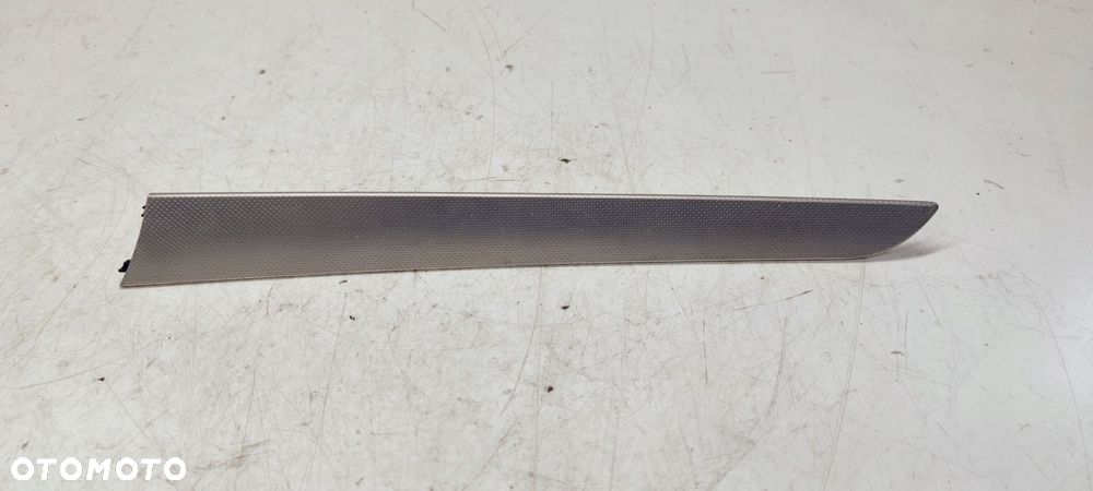 LISTWA DEKOR DRZWI AUDI A4 B8 PRAWY T 8K0867420 RY - 1