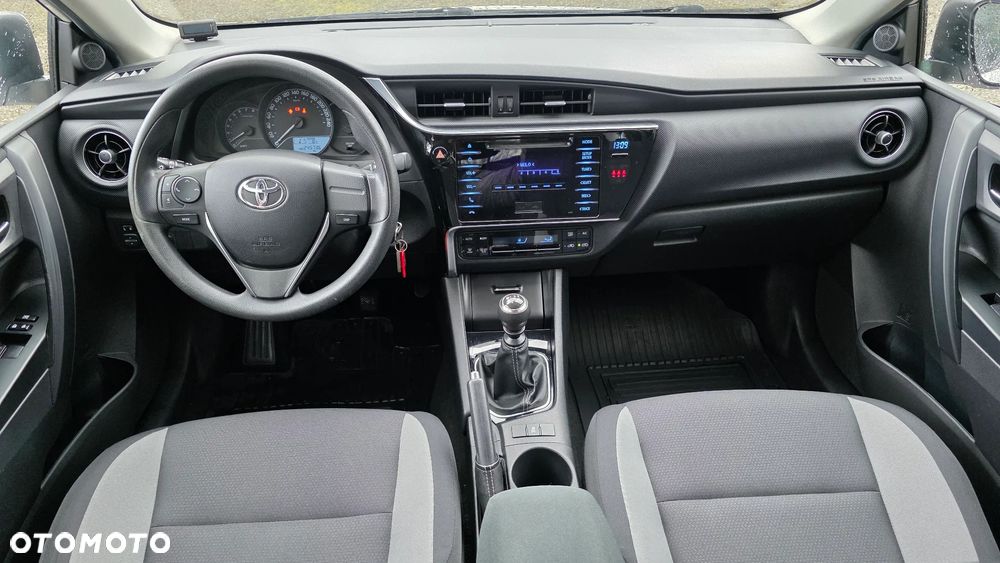 Toyota Auris 1.33 VVT-i Life - 30