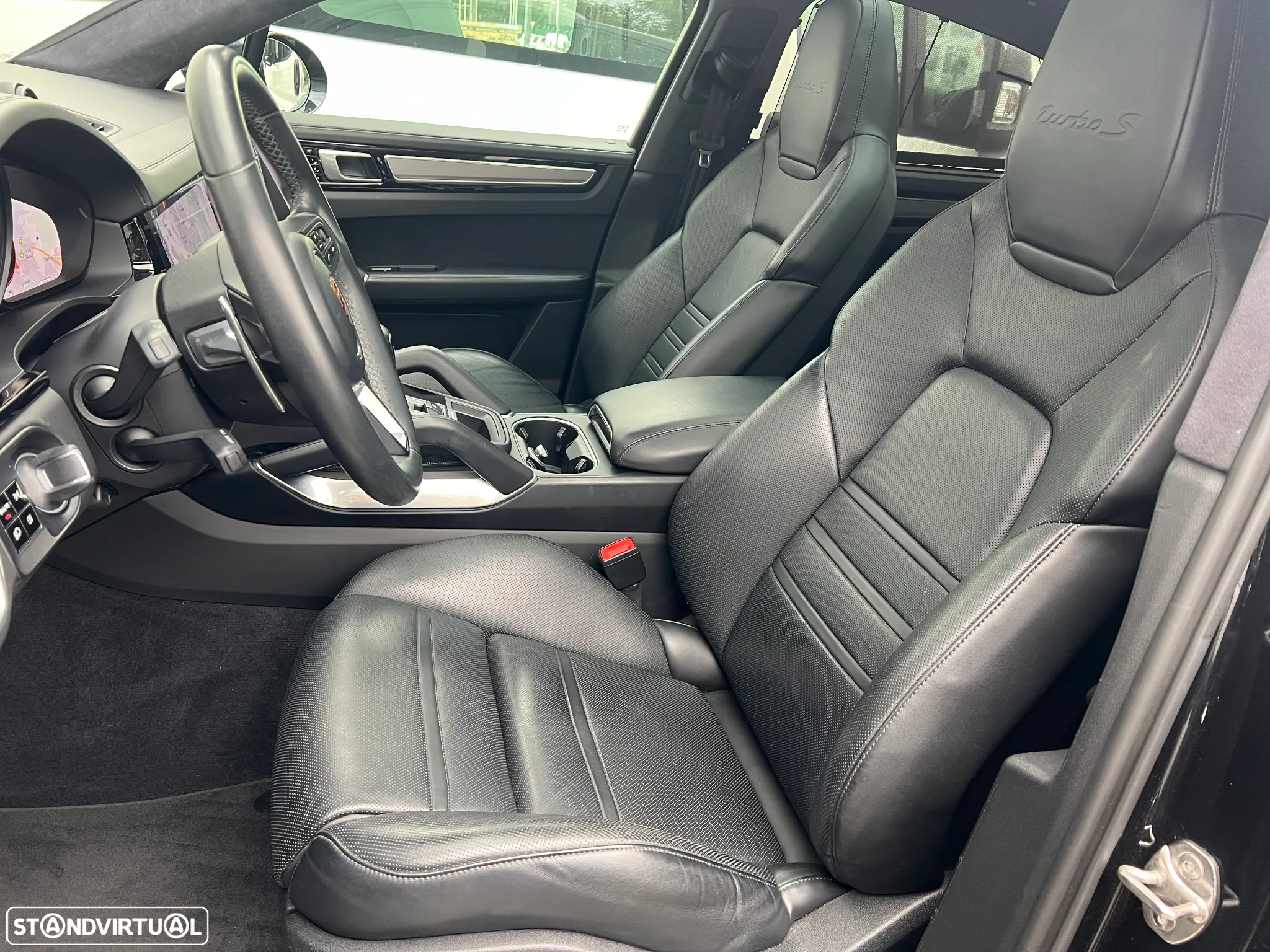 Porsche Cayenne Coupé Turbo S E-Hybrid - 16