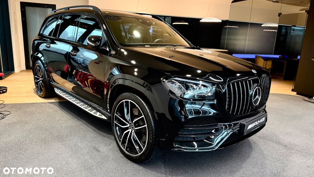 Mercedes-Benz GLS - 36