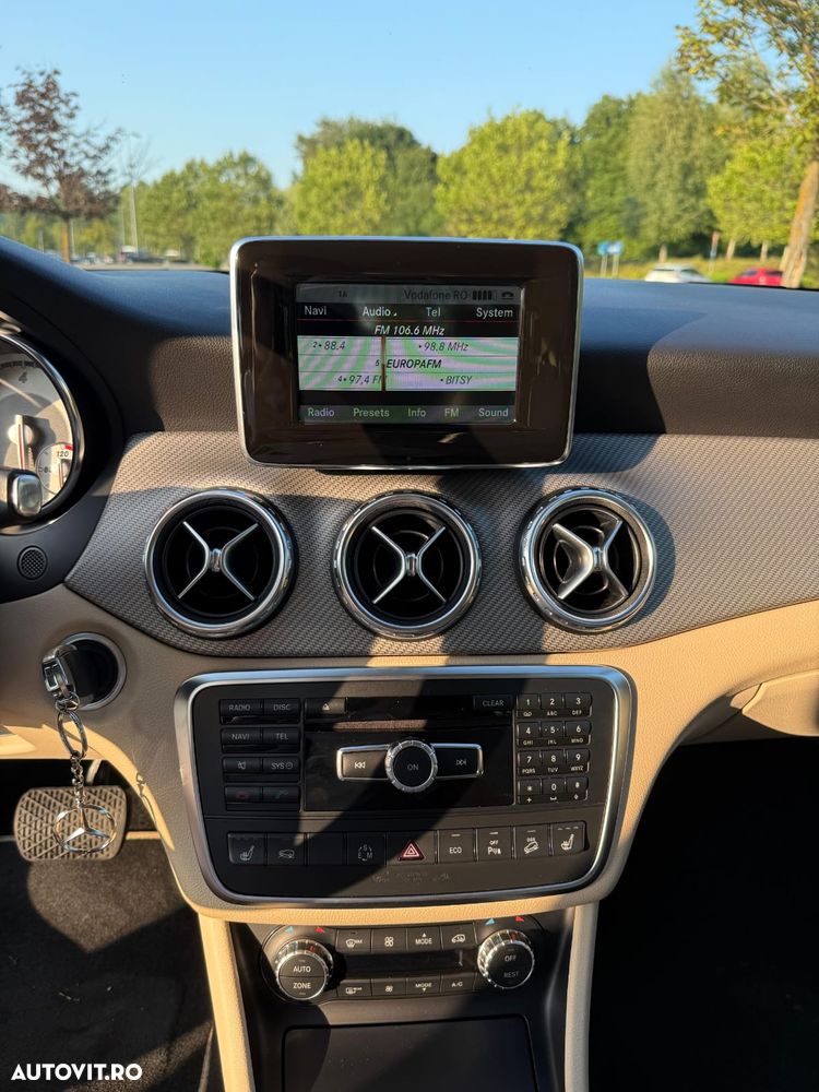 Mercedes-Benz GLA 220 CDI 4MATIC Aut. - 12