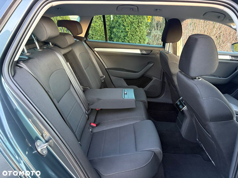 Skoda Superb 2.0 TDI Style DSG - 18