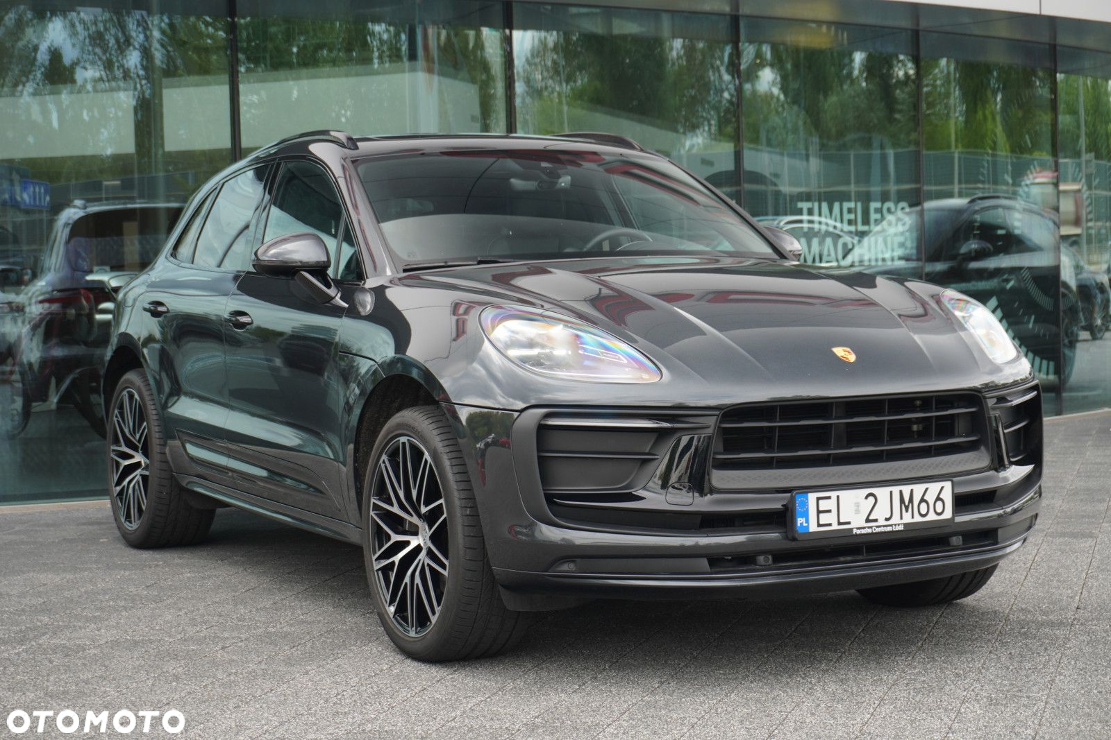 Porsche Macan Standard - 3