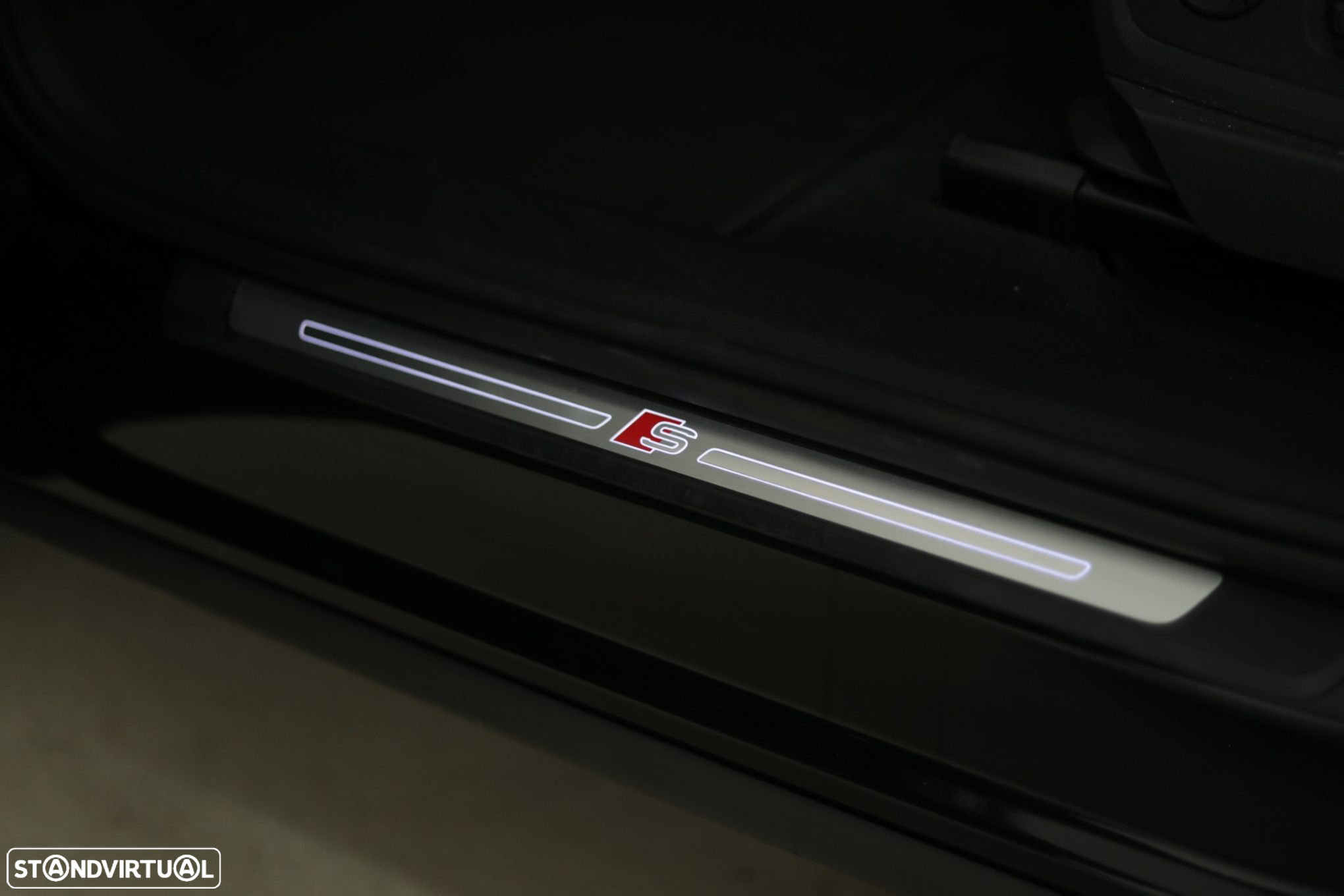 Audi e-tron 55 quattro S line - 32