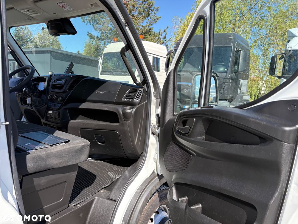 Iveco DAILY 70C17 | WYWROT NA 3 STRONY | DMC 7000Kg | ŻURAW | KLIMA | SUPER STAN - 23