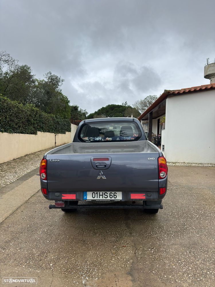 Mitsubishi L200 2.5 DI-D CD Strakar 2WD - 8
