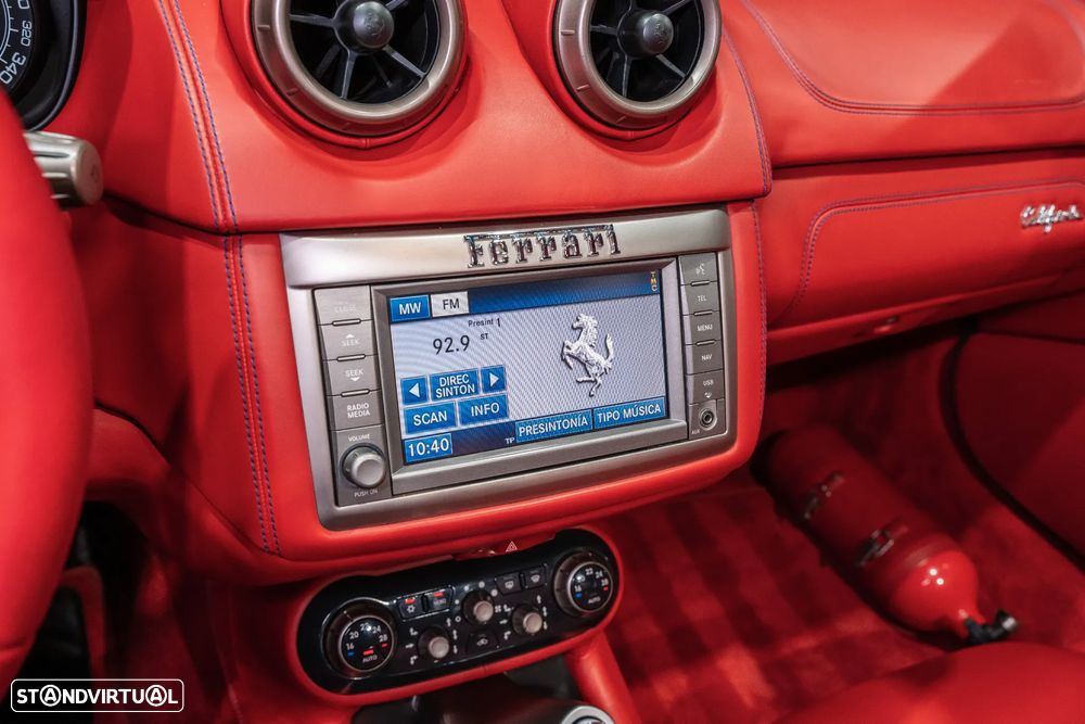 Ferrari California F1 - 17