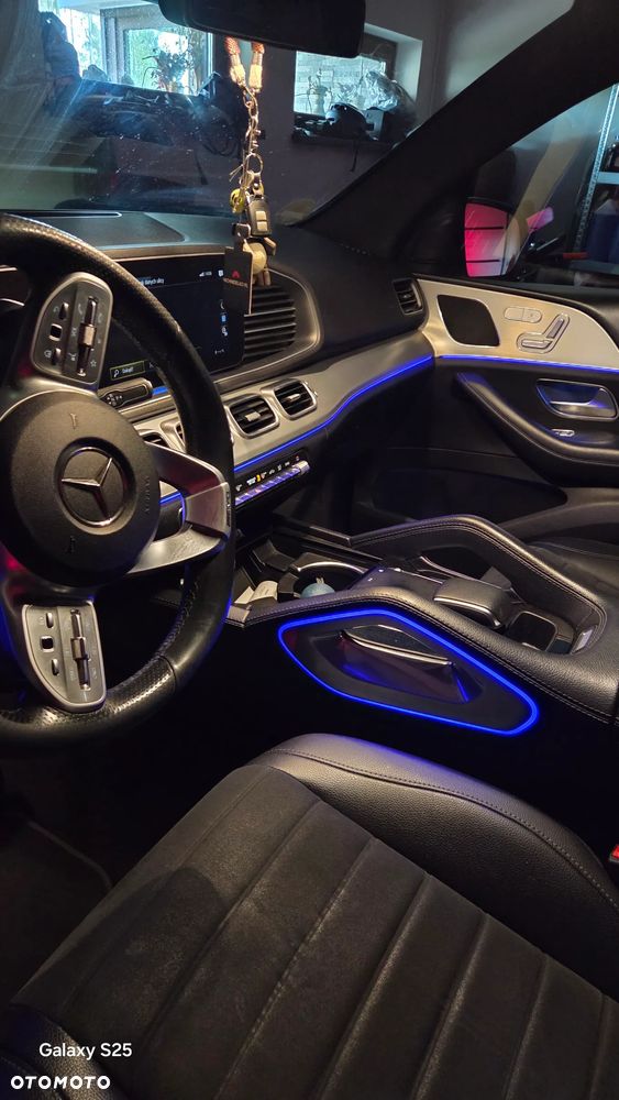 Mercedes-Benz GLE 300 d 4-Matic - 12