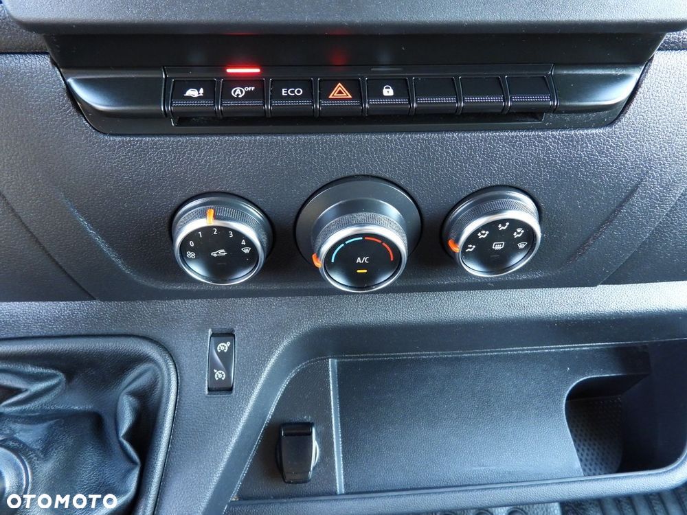 Renault MASTER PLANDEKA 10 PALET WEBASTO TEMPOMAT LEDY PNEUMATYKA KLIMATYZACJA  165KM - 36