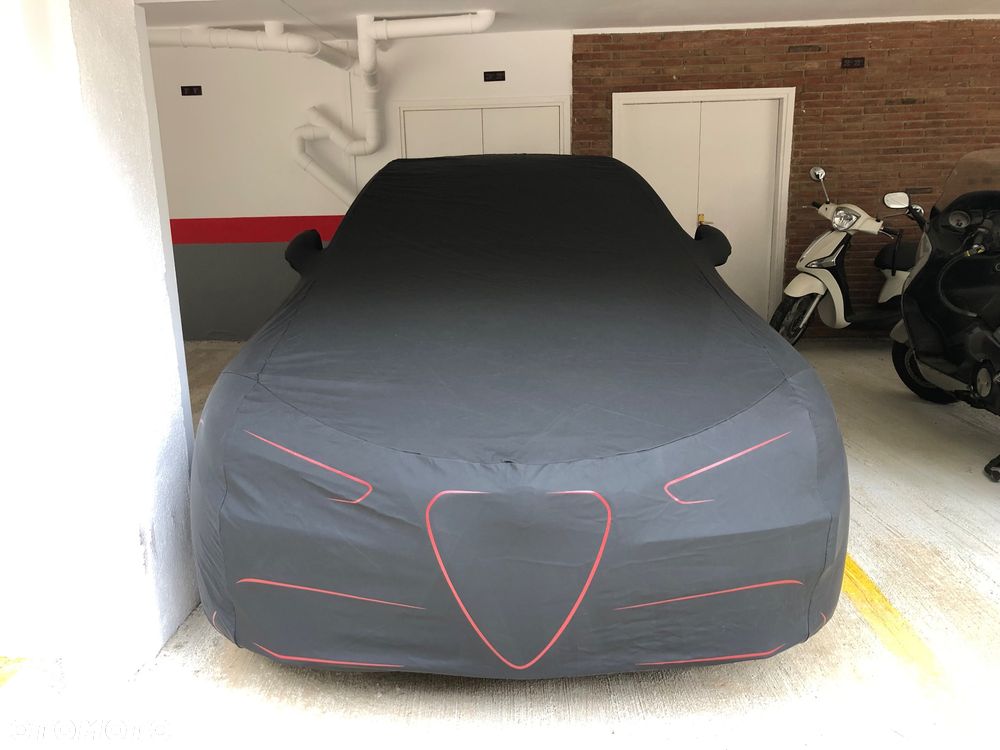 Alfa Romeo Giulia 2.0 Turbo 6C Villa D'este - 32