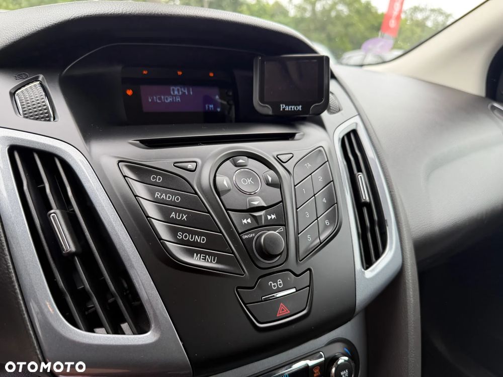 Ford Focus 1.6 Ti-VCT Sport - 33
