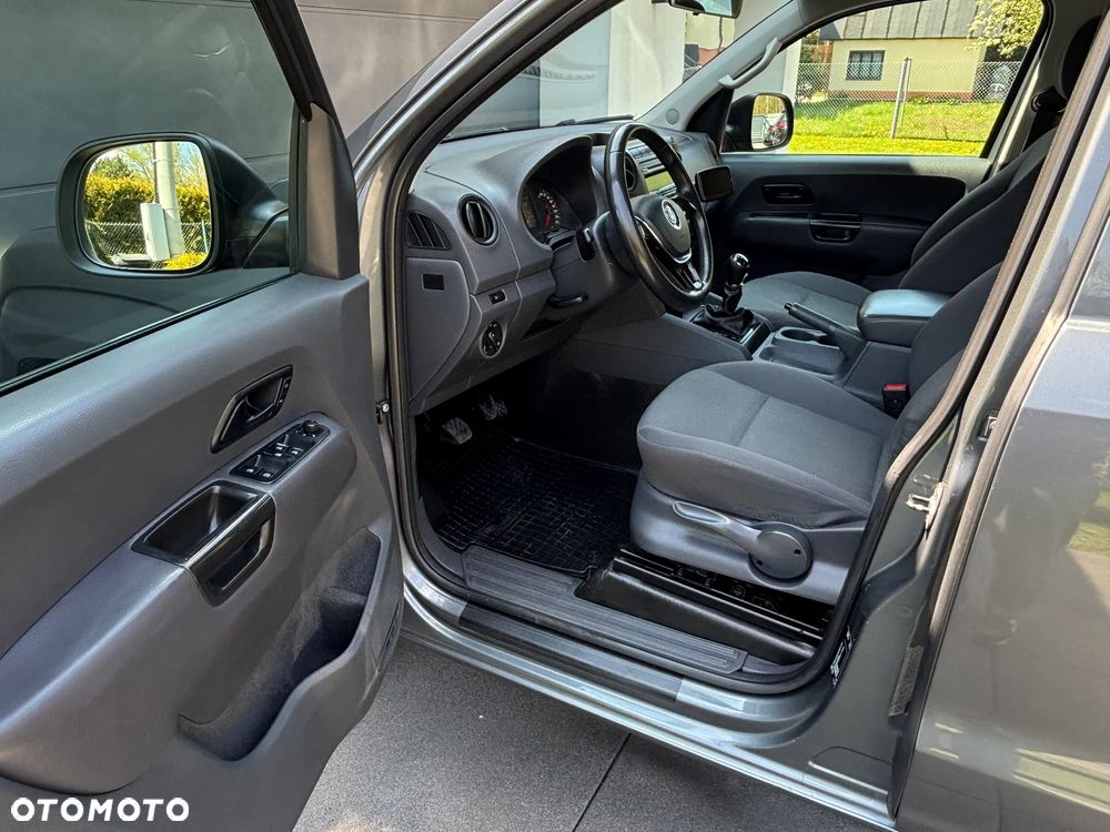 Volkswagen Amarok - 13