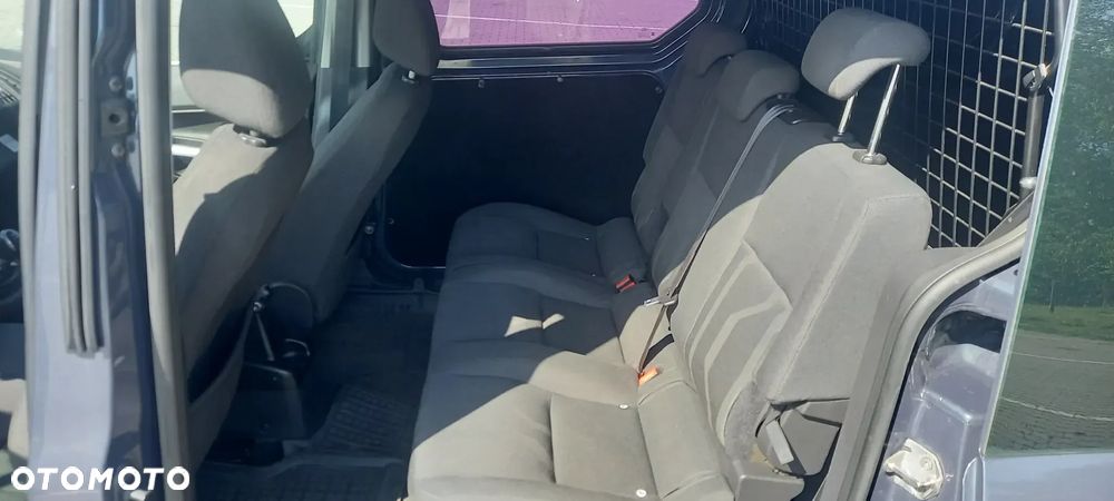 Ford Tourneo Connect - 9